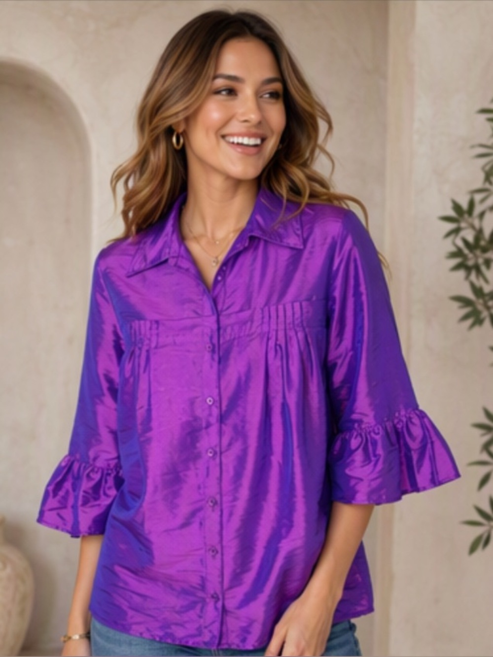 🌷 Beautiful🌷 Vintage Vibrant Purple Shimmer Flare Flounce Ruffle Sleeve Blouse